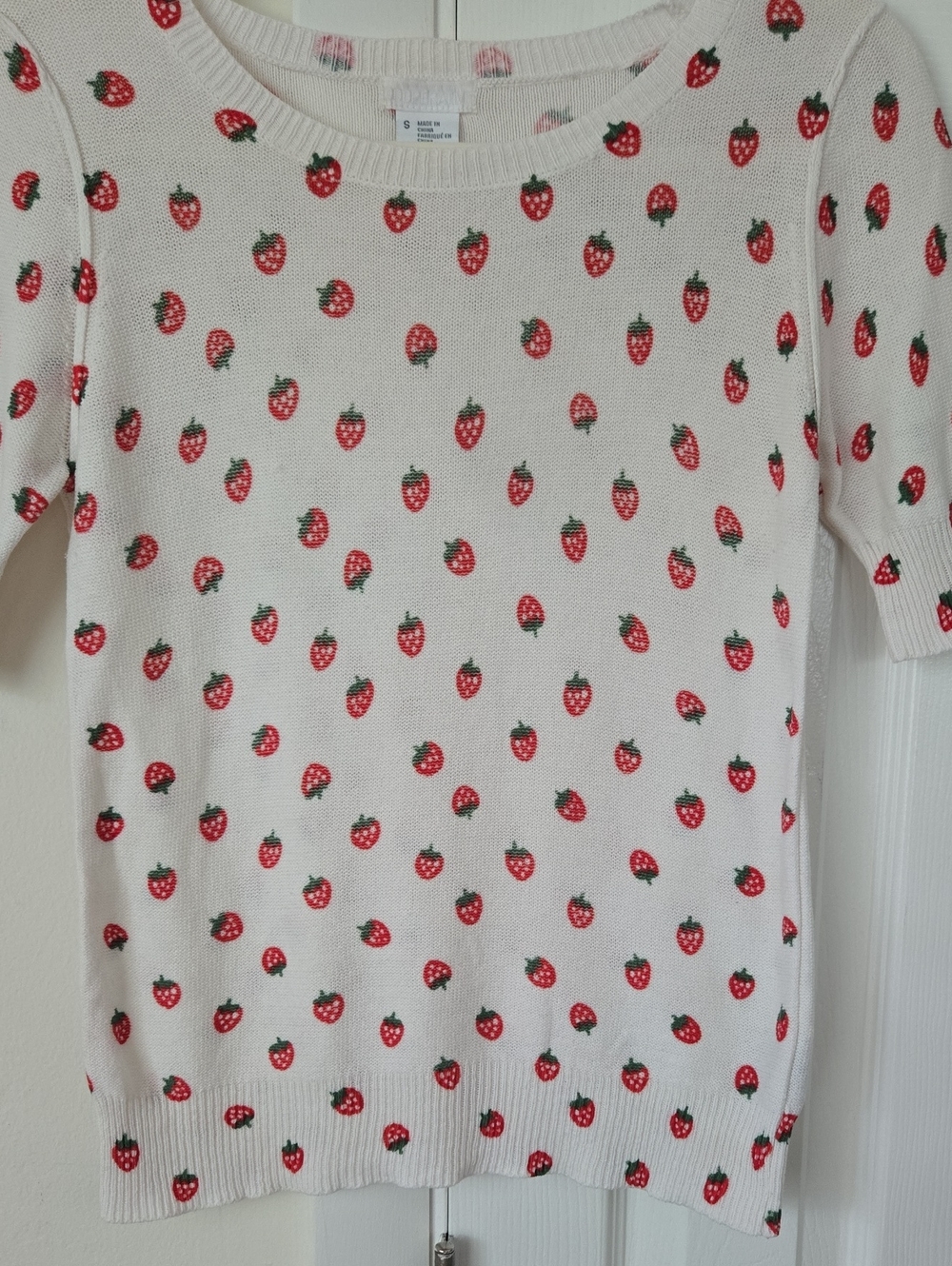 Cooperative Strawberry Print 100% Cotton Lightweight Knit Sweater Top Small - Picture 6 of 11